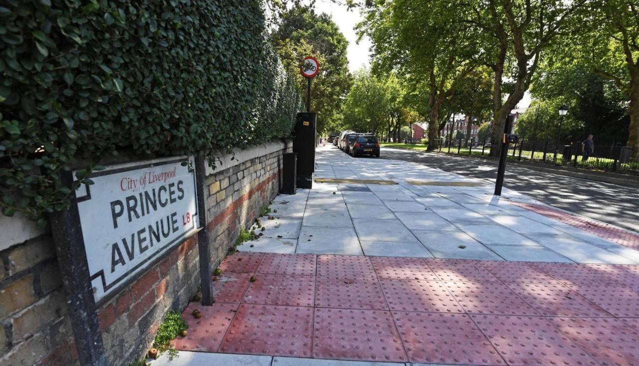 Adeamstays Provides Beautiful Centrally Located 1 And 2 Bed Apartments On Liverpools Boulevard Kültér fotó
