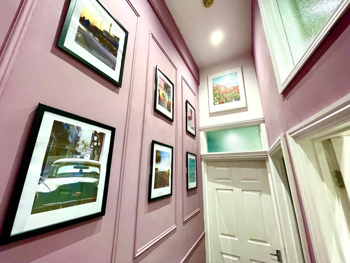 Adeamstays Provides Beautiful Centrally Located 1 And 2 Bed Apartments On Liverpools Boulevard Kültér fotó